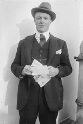 Hugh Walpole, ok. 1920 r.