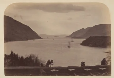 Rzeka Hudson Widziana z Akademii Wojskowej Stanów Zjednoczonych w West Point, Nowy Jork, 1867.