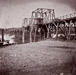 Most na rzece Tennessee w Chattanooga, ca. 1864.
