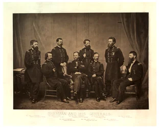 Sherman i jego generałowie [Blair dodał z innego negatywu przed drukiem], 1865 (zdjęcie w sepii)