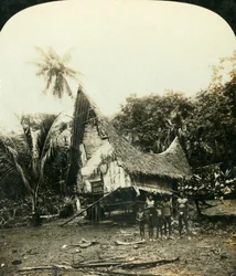 A rodzima chata, Sariba, Nowa Gwinea Brytyjska, ok. 1909.