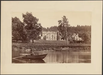 Abbotsford, od strony rzeki