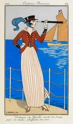 Costume de Yacht: veste de drap, jupe de toile, chapeau de cuir. Kobieta ubrana w strój jachtowy: żakiet z czerwonego materiału, lnianą spódnicę w paski, skórzany kapelusz i niebieski szalik. Używa teleskopu, celując w łódź w tle. Kostiumy Paryżanie.