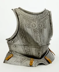 Napierśnik z nowoczesną dekoracją, ok.1550 (stal trawiona, ślady złoceń i nowoczesna skóra)