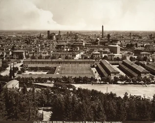 Panorama Bolonii: widok z San Michele in Bosco.