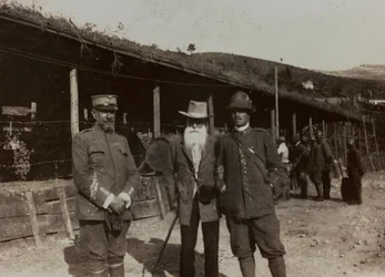 Album "Pictures of War II": Żołnierze włoscy w Val Chiusone do Podsenicy, 09/1917 (zdjęcie czarno-białe)