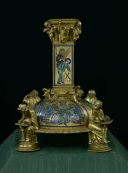 Baza krzyża św. Bertina, z opactwa Saint-Bertin, ok.1180 (brąz pozłacany i emalia champleve) (patrz także 232624-25 i 232839)