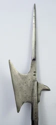 Halabarda, ok.1600-25 (stal i drewno)