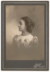 Grace Hughes, ok. 1900 (zdjęcie)