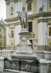 Pomnik w hołdzie austriackiemu kompozytorowi Franzowi Josephowi Haydnowi (1732-1809) zrealizowany przez Heinricha Nittera (1844-1892) 1887 Wiedeń, Austria