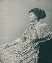 Pani Hugh E.H. Hoare, c1893