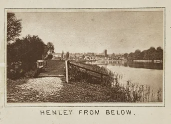 Henley od dołu