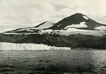 Cape Crozier: Koniec Wielkiej Bariery Lodowej, c19101913, 1913