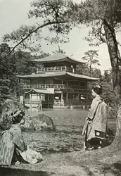 Kinkakuji Złoty Pawilon, 1910.