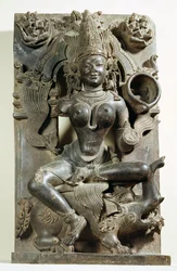 Varunani, rzeźba ze Świątyni Słońca w Konark, Orissa, dynastii Wschodniej Gangi