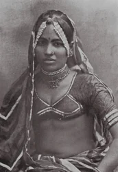 Bombaj / Mumbaj: Marwar Lady (zdjęcie czarno-białe)