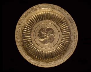 Dish Pectoral, ludy Moluków XIX w. (prawdopodobnie wcześniej) (złoto)