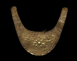 Frontal (lamba), ludy wyspy Sumba