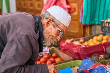 Scena uliczna w medynie w Rabacie, Maroko, 2022 r. (zdjęcie ilustracyjne)