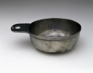 Porringer, ok. 1770-1807 (cyna)