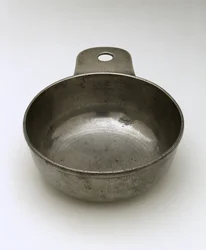 Porringer, ok. 1770-1807 (cyna)