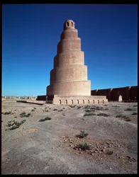 Widok na Wielki Meczet i jego minaret, Wieżę Malwiya,847-852