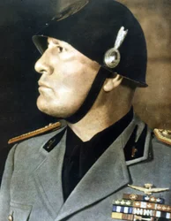 Portret Mussoliniego.
