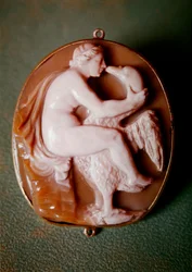 Kamea Ledy i łabędzia (agat)