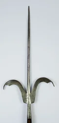 Friuli Spear, ok. 1600 (stal i drewno)