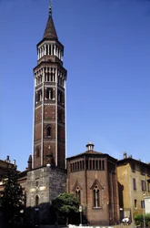 Mediolan: dzwonnica San Gottardo.