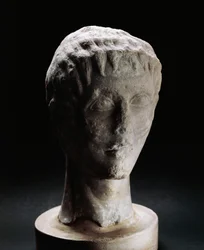 Młodzieńcza głowa Fryderyka II Hohenstaufena (Jesi