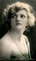 Gladys Cooper 1888-1971, angielska aktorka, początek XX wieku.