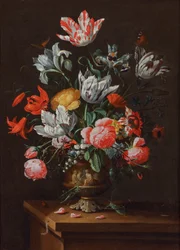 Tulipany i inne kwiaty w malowanym kamionkowym barokowym wazonie na drewnianej półce, ok. 1630-60 (olej na płótnie)