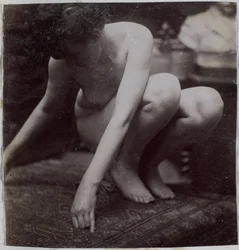 Studium nagiej modelki widzianej z przodu w pracowni Jacques de Lalaing, wstępne studium elementu do fontanny w Musee des Beaux arts, Tournai oraz do okrągłej fontanny
