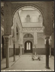 Alcazar, Dziedziniec Lalek