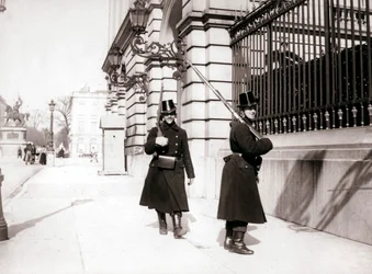 Patrolowanie gwardii, Bruksela, 1898.