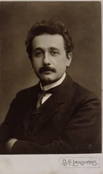 Carte-de-visite portret Alberta Einsteina wykonany w Pradze w 1912, 1912