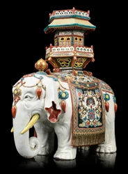 Słoń w stylu Kakiemon