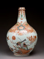 Duży wazon butelkowy, dekorowany w Holandii w stylu Imari, Ko-Imari, koniec XVII w. (ceramika pokryta emalią)