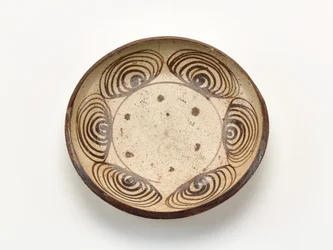 Danie do serwowania z motywem „końskiego oka”, 1800-1830