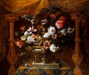 Martwa natura z kwiatami w srebrnym wazonie z palnikami perfum, ok. 1690-99 (olej na płótnie)
