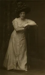 Autoportret Bealsa, ok. 1905-40 (fotografia żelatynowa srebrna)