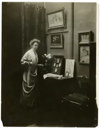 Panna Wilmut, ok. 1905-18 (zdjęcie żelatynowo-srebrowe)