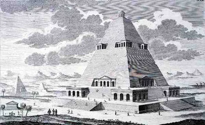 Piramida poza Tebami w Egipcie z „Projektowania architektury historycznej”