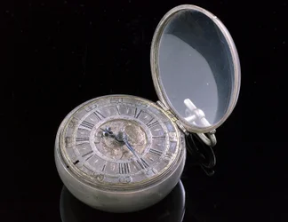 Zegarek pobocza. Haga, c.1695 (metal) (patrz także 259581 i 259583)