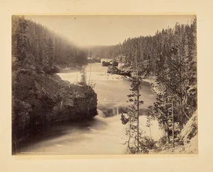 Bystrza Yellowstone powyżej wodospadów