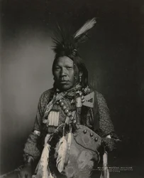 Prowadzi medycynę, Arapahoe, 1898-1899.