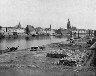 Frankfurt nad Menem w niemczech, ok. godz. 1900 (zdjęcie czarno-białe)