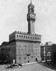 Palazzo Vecchio we Florencji (zdjęcie czarno-białe)