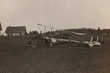 Album "Moja wojna światowa - wspomnienia Frontu Południowo-Zachodniego w Karyntii, Włochy, Trentino-Alto Adige) 31.03.1915-12.11.1918 - Josef Zohles Wiedeń": żołnierze austriaccy z mi